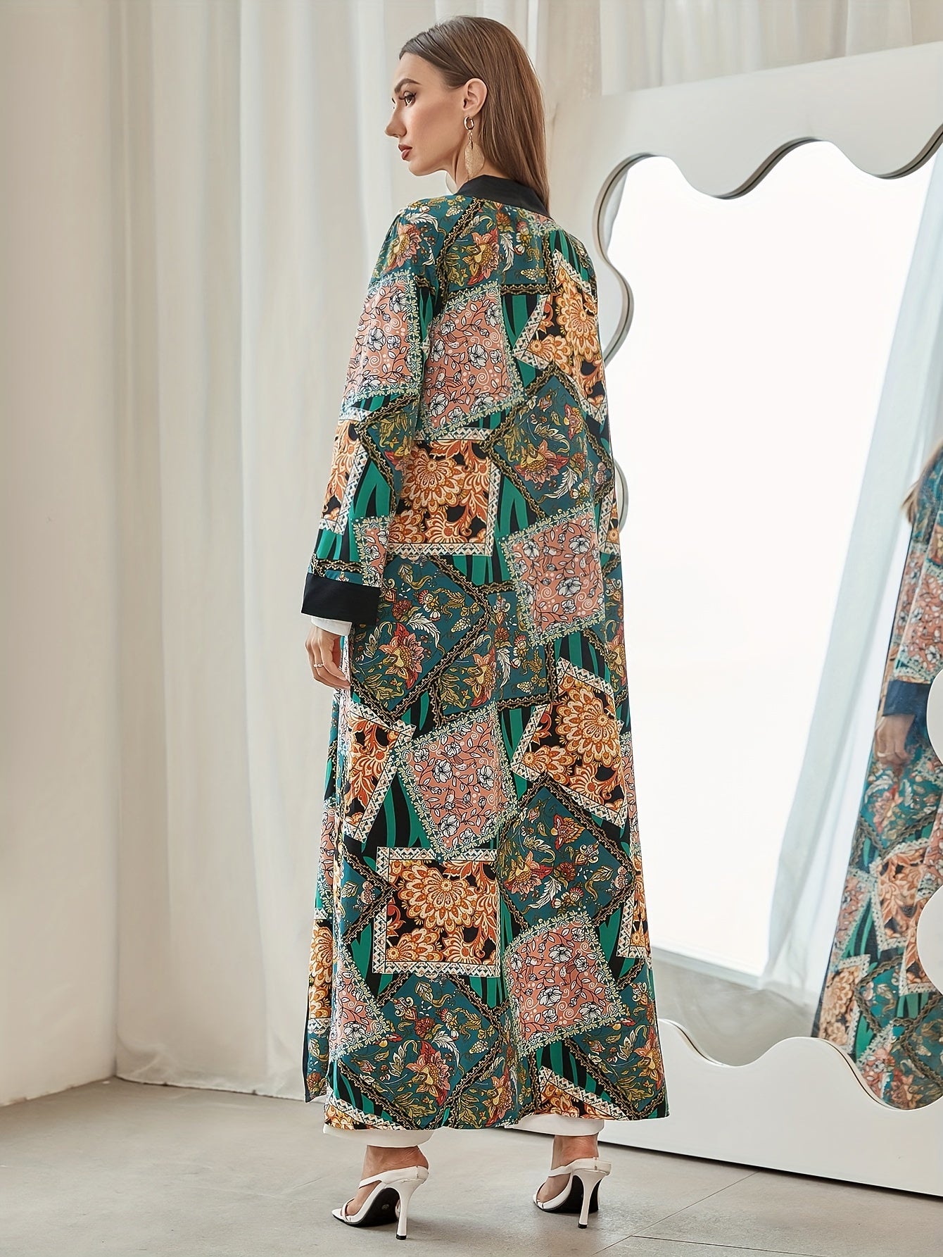 Demi - Bloemen Kaftan Abaya met Elegante Uitstraling