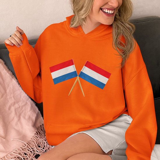 Anna - Oranje Hoodie met Nederlandse Vlaggetjes