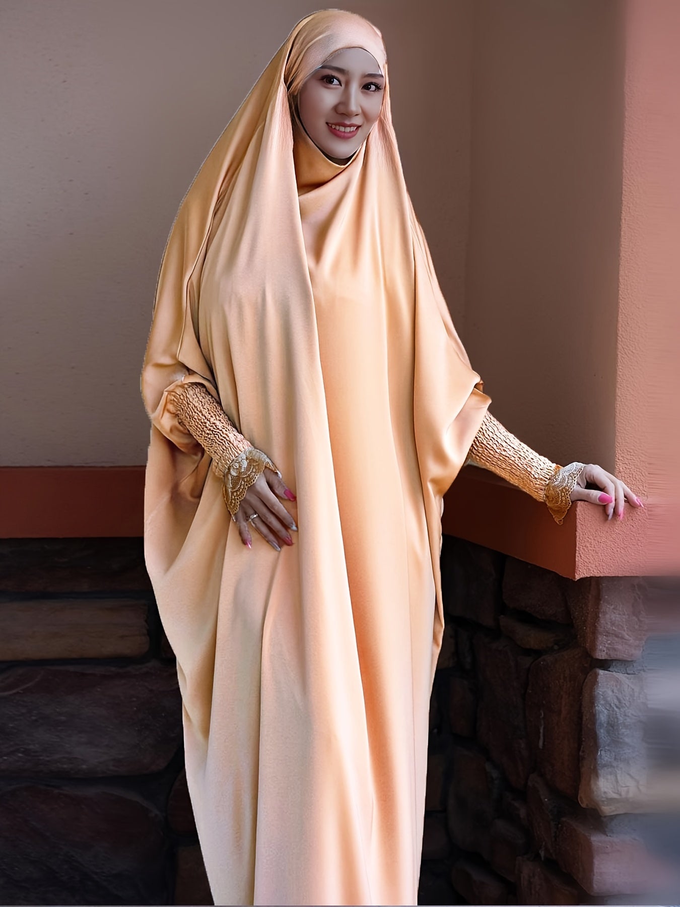 Aleta - Elegante Hooded Kaftan