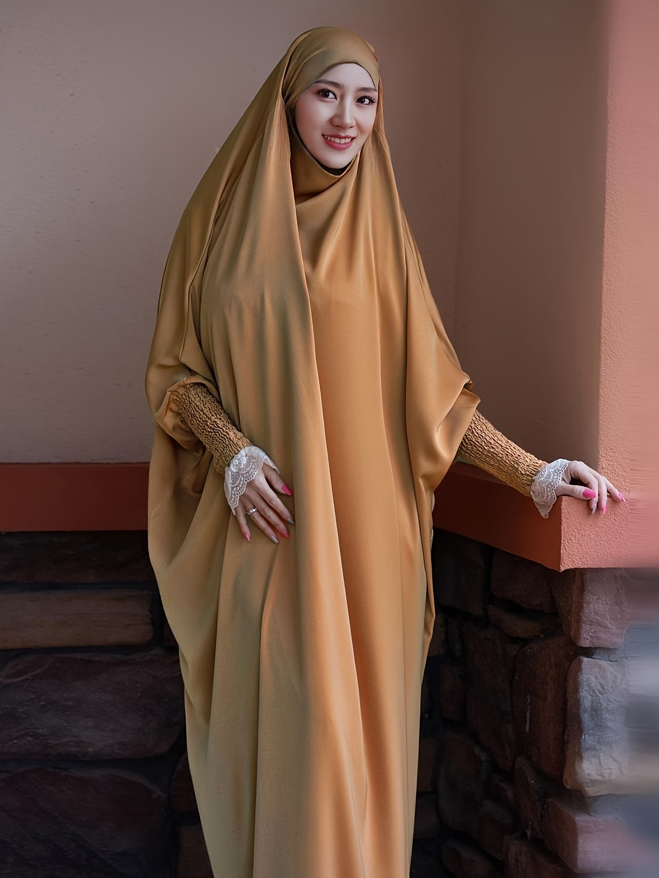 Aleta - Elegante Hooded Kaftan