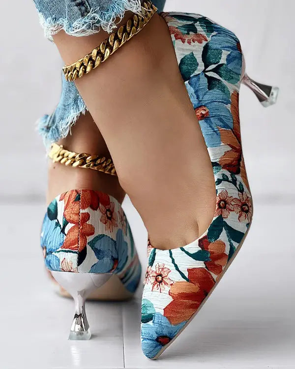 Amelia - Bloemenprint Piramidehak Pumps