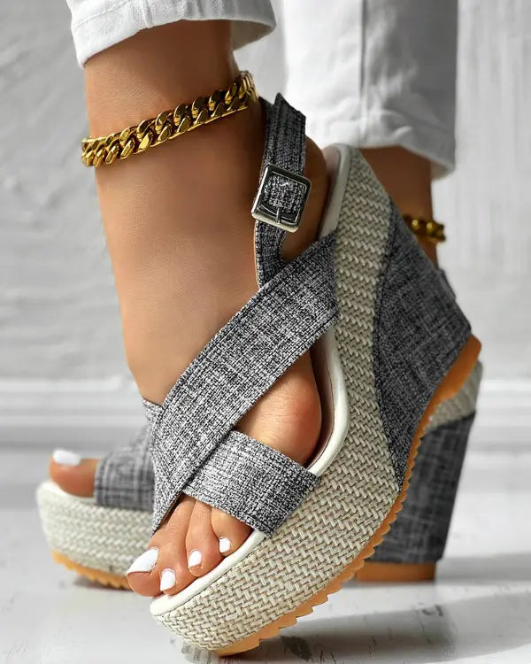 Lara - Denim Wedge Sandalen met Peep Toe