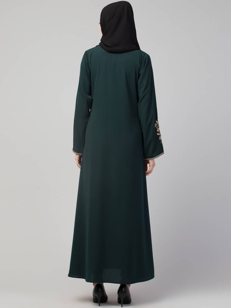 Amira - Elegante Geborduurde Abaya met Sjaalstijl