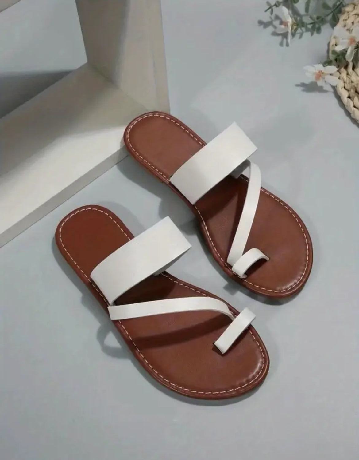 Elena - Minimalistische Sandalen