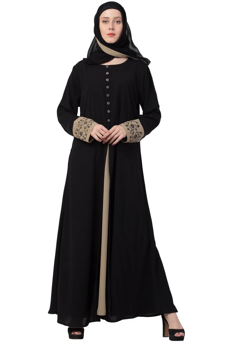 Aisha - Elegante Abaya met Borduursel en Knoopsluiting