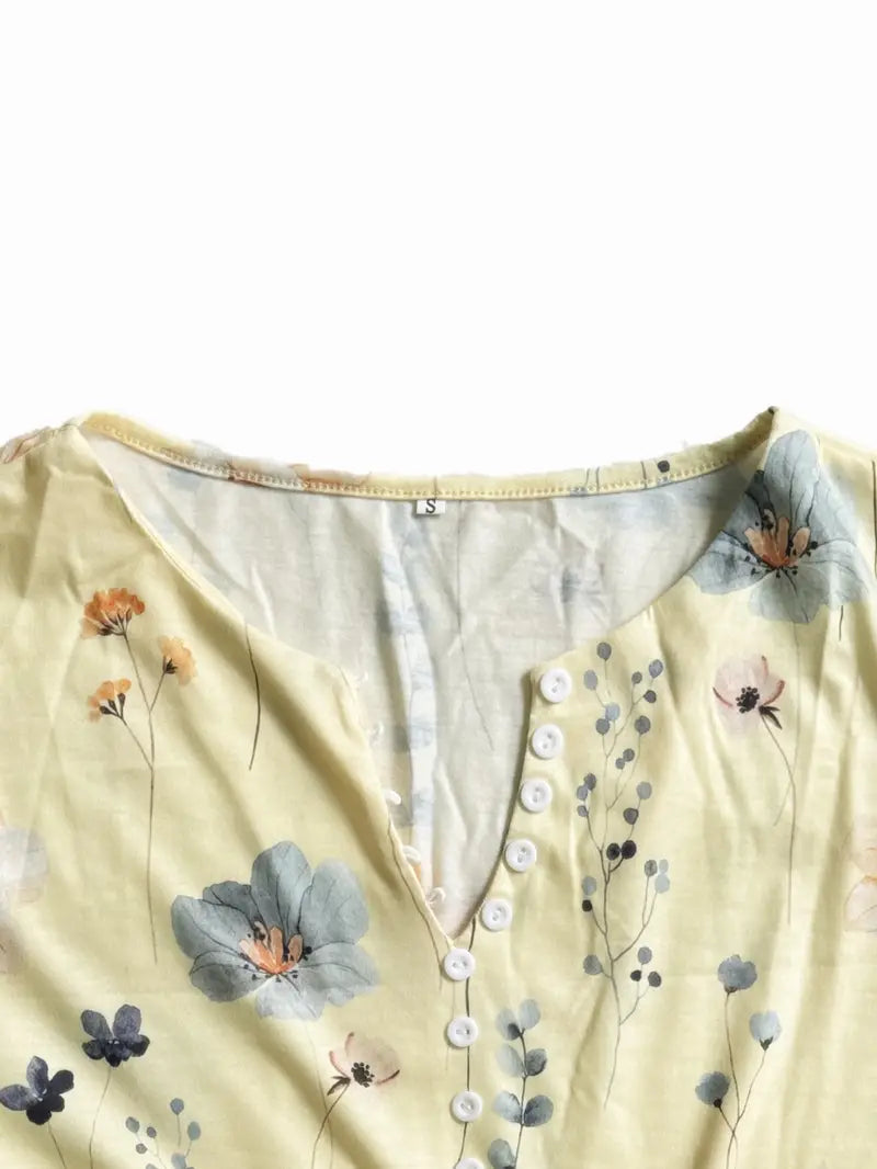 Bianca - Bloemenprint T-shirt met Knoopjes