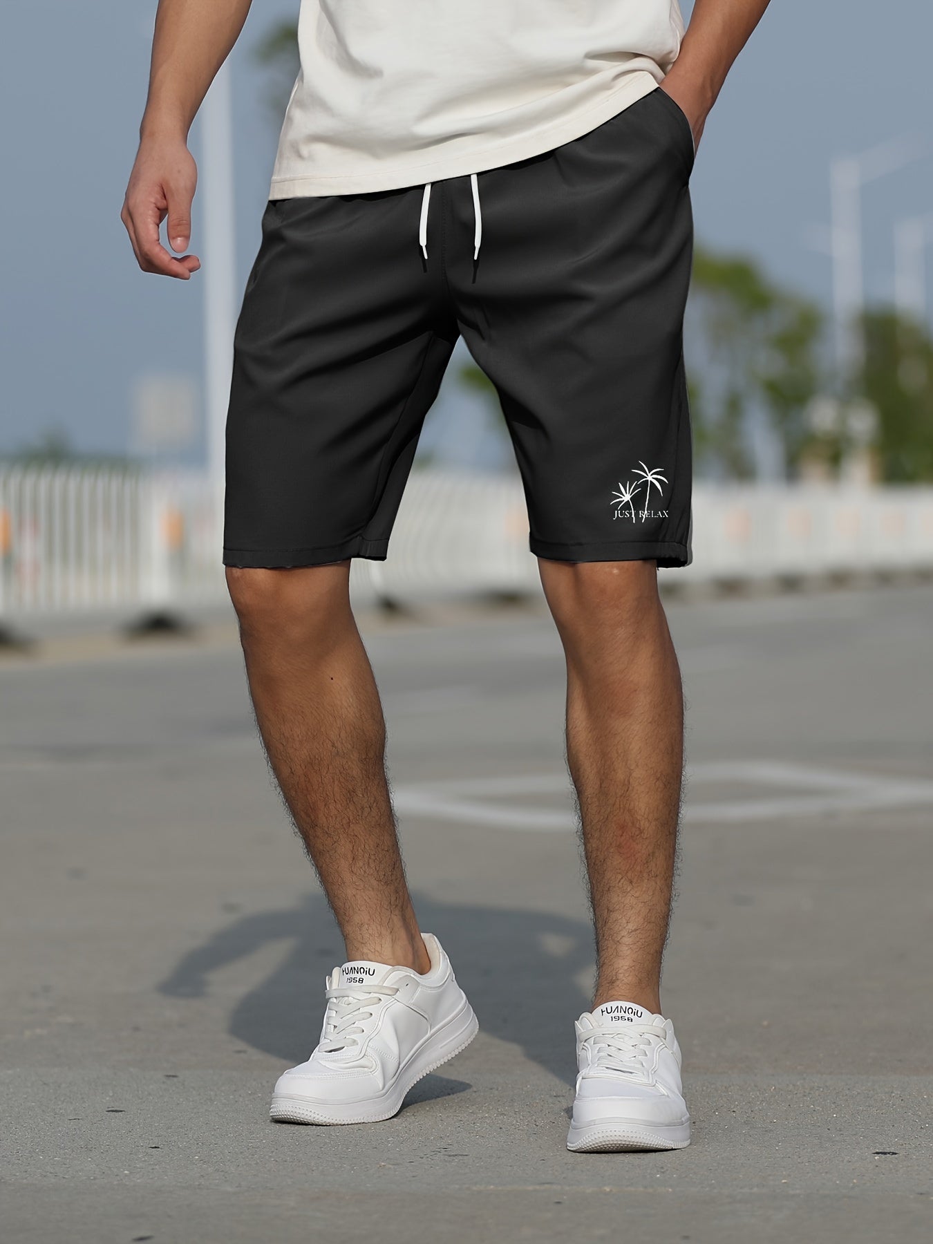 Max - Streetwear Shorts