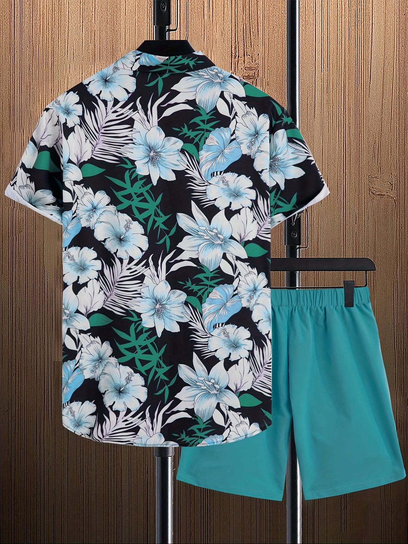 Tom - Casual zomer outfit met bloemenprint