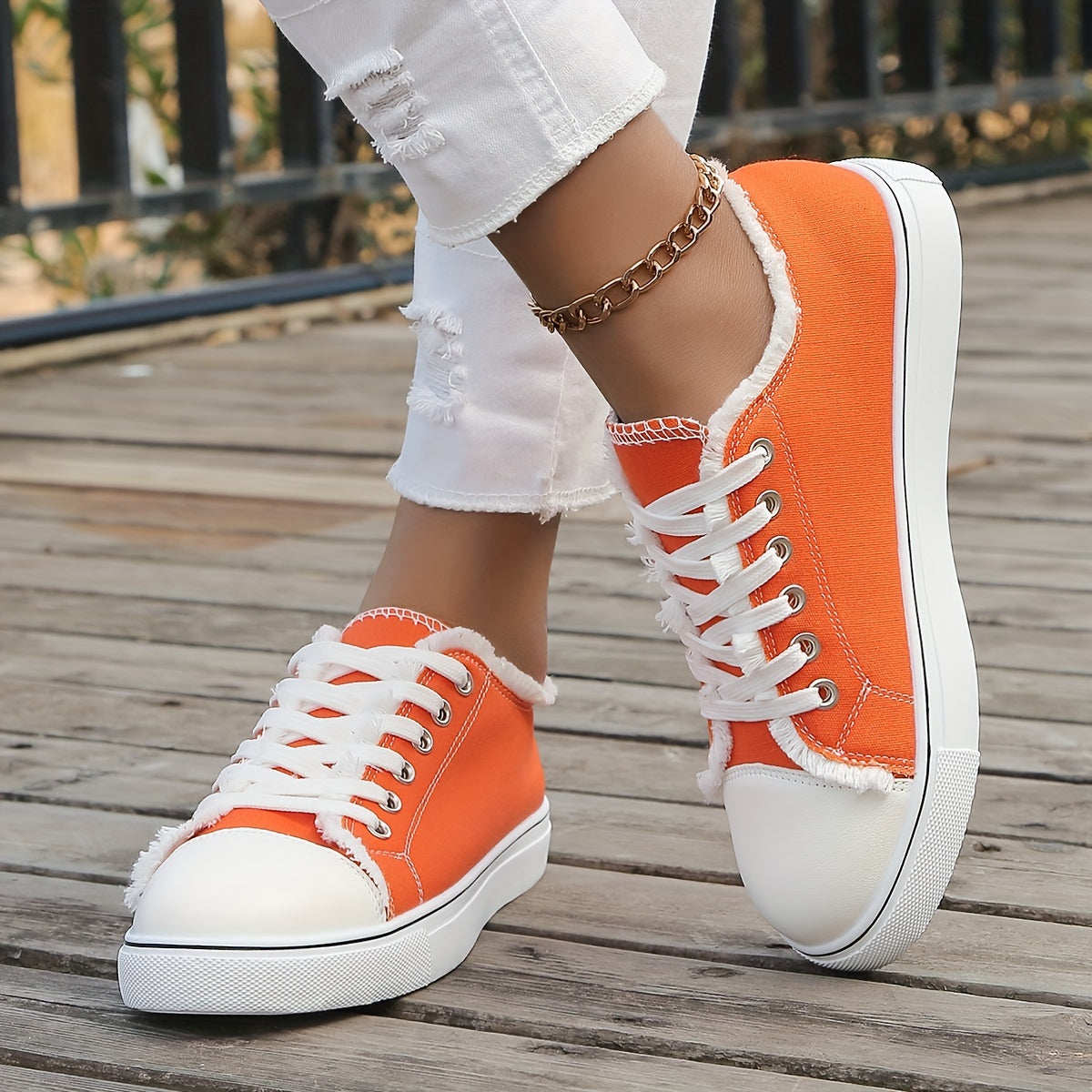 Sophie - Oranje Canvas Veterschoenen