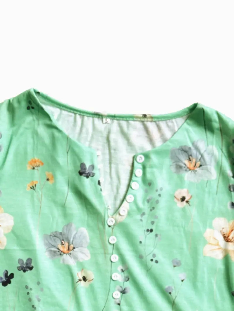 Bianca - Bloemenprint T-shirt met Knoopjes