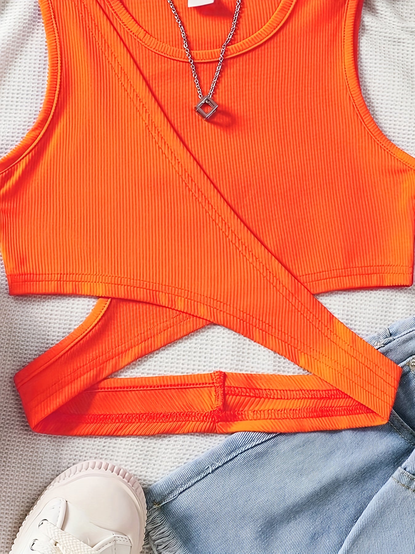 Lara - Trendy Oranje Crop Top