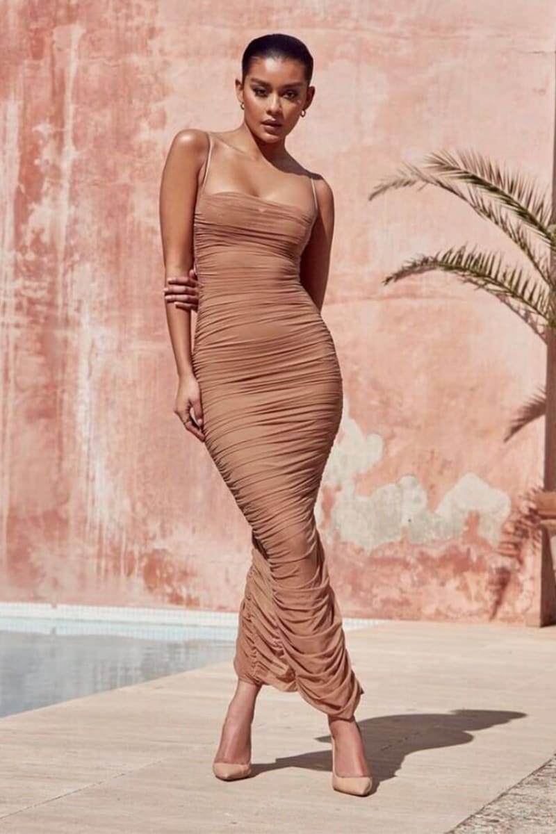 Ava - Transparante Bodycon Midi Jurk