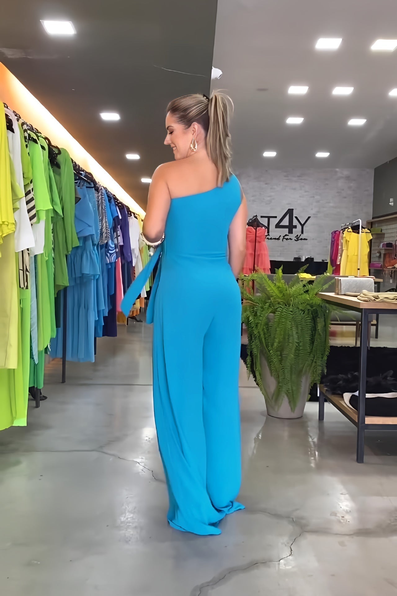 Zoë - Modischer Ein-Schulter-Jumpsuit