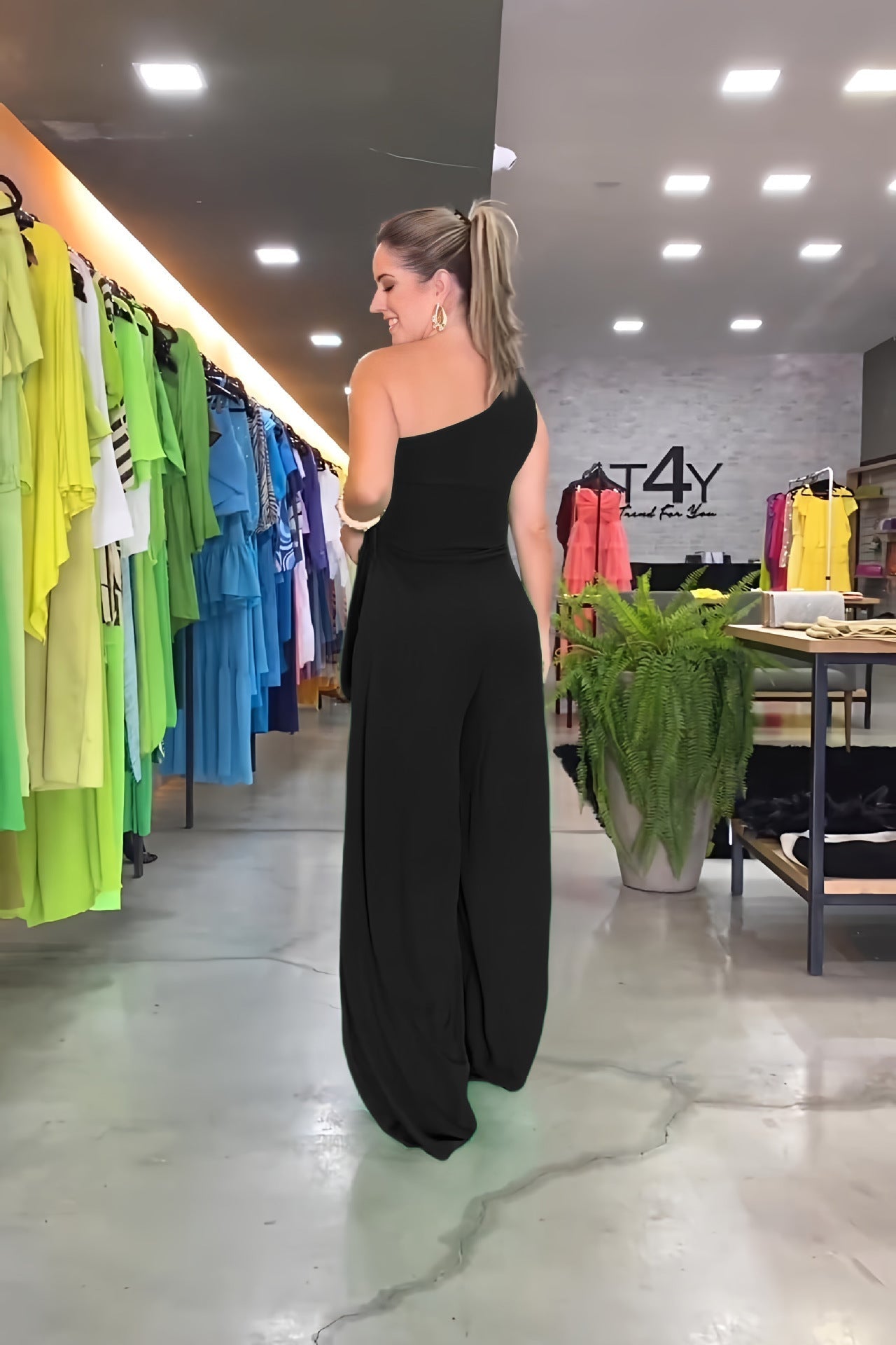 Zoë - Modischer Ein-Schulter-Jumpsuit